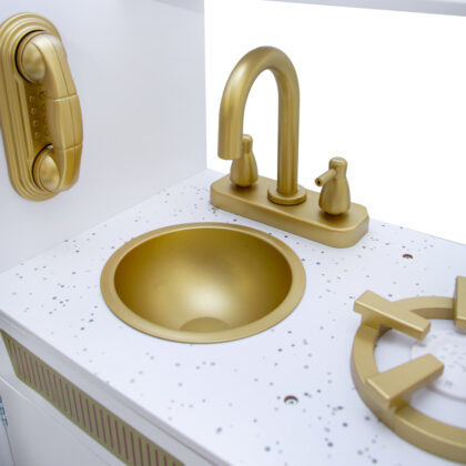 Medinė vaikiška virtuvėlė „Donatela”