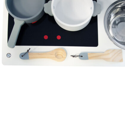 Medinė vaikiška virtuvėlė „Kajus”