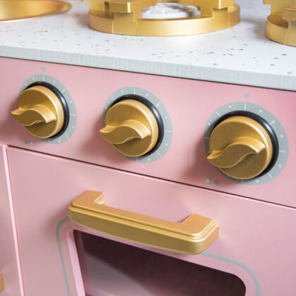 Medinė vaikiška virtuvėlė „Šarlotė”