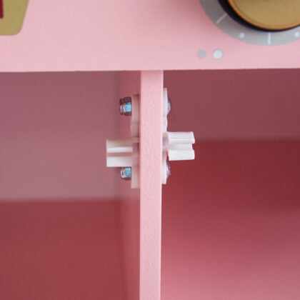 Medinė vaikiška virtuvėlė „Šarlotė”