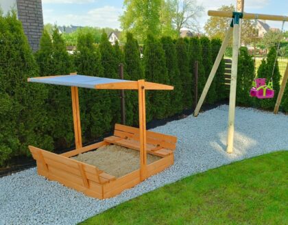 Impregnuota medinė smėlio dėžė su pilkos spalvos stogeliu, 120x120 cm - Image 2